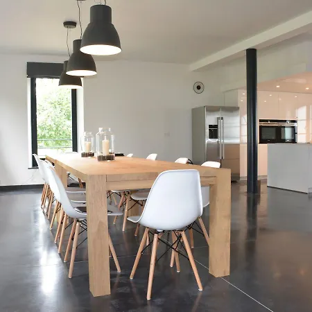 بيت للعطل Cozy Farmhouse In With Covered Terrace *